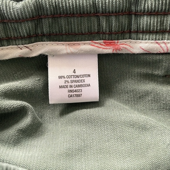 Old Navy Corduroy Mini Skirt Size 4 - Picture 8 of 8